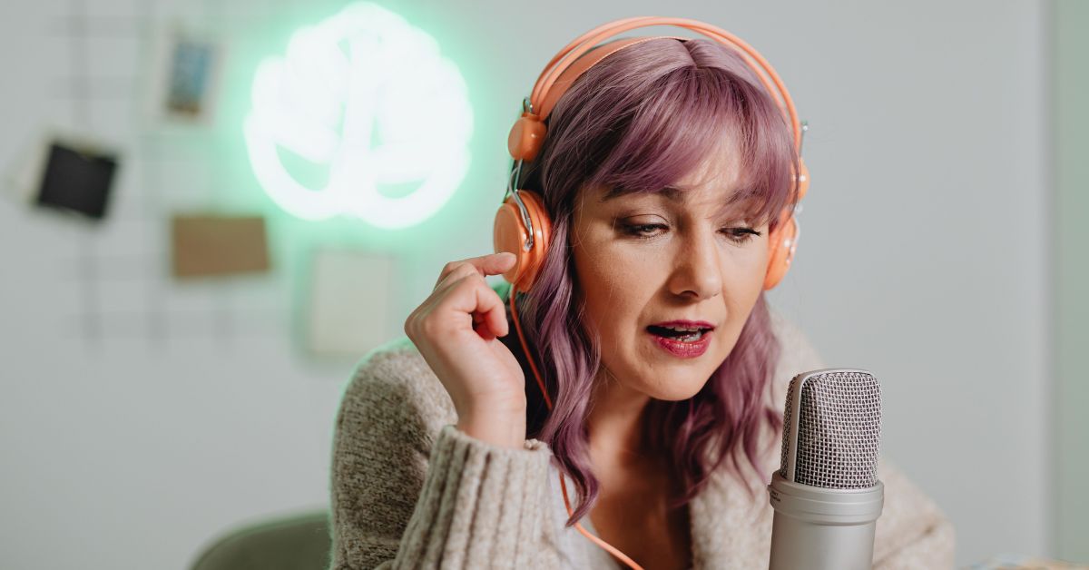 How to Start a Podcast in Dubai: A Beginner’s Guide Image